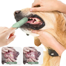 Load image into Gallery viewer, Finger Toothbrush ~ Gentle 360° Dental Care for Dogs &amp; Cats! 🐾
